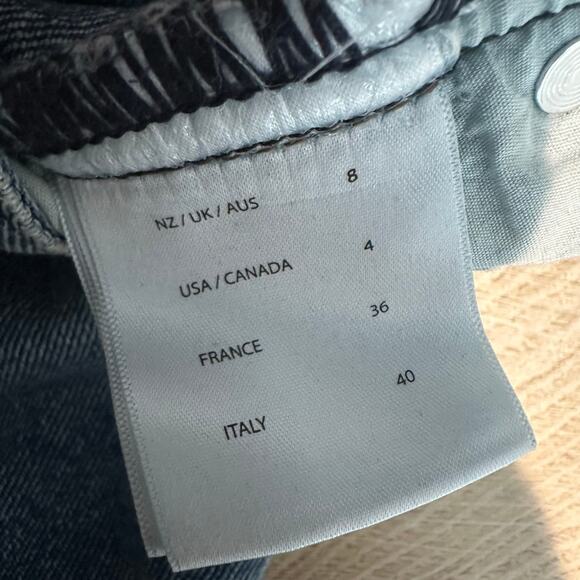 Wynn Hamlyn Curved Dart Leg Jeans 4 - Picture 9 of 13